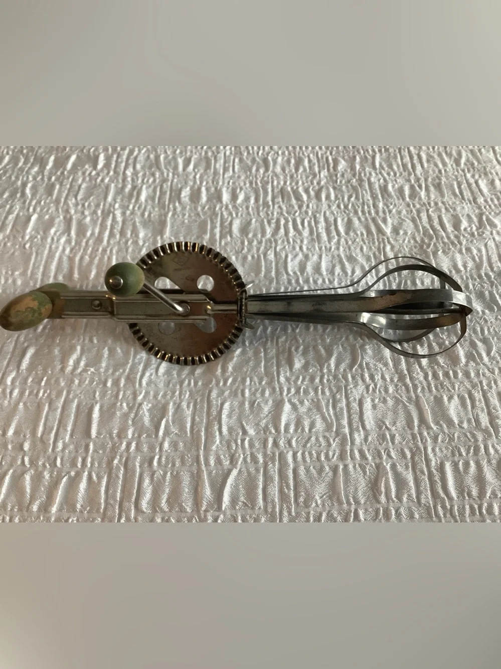 Vtg. Hand Rotary Manual Egg Beater they were used for whipping cream,